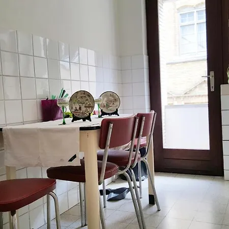 Spacious In With Balcony And Parking Apartment Ostend