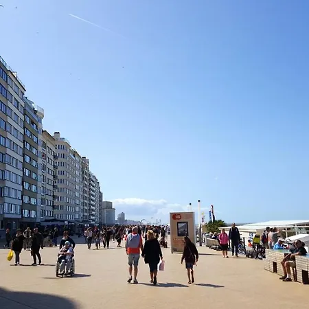 Apartment Spacious In With Balcony And Parking Ostend