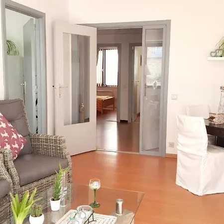 Spacious In With Balcony And Parking