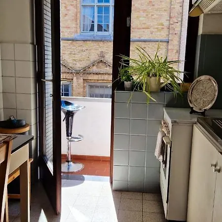 Spacious In With Balcony And Parking